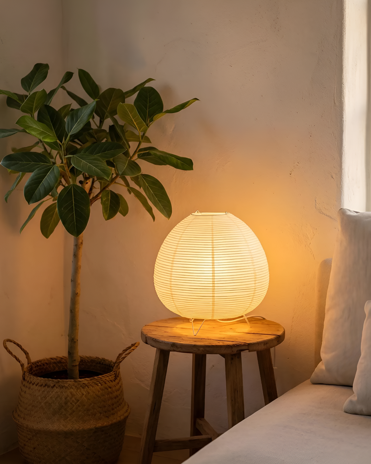 Hotaru Table Lamp